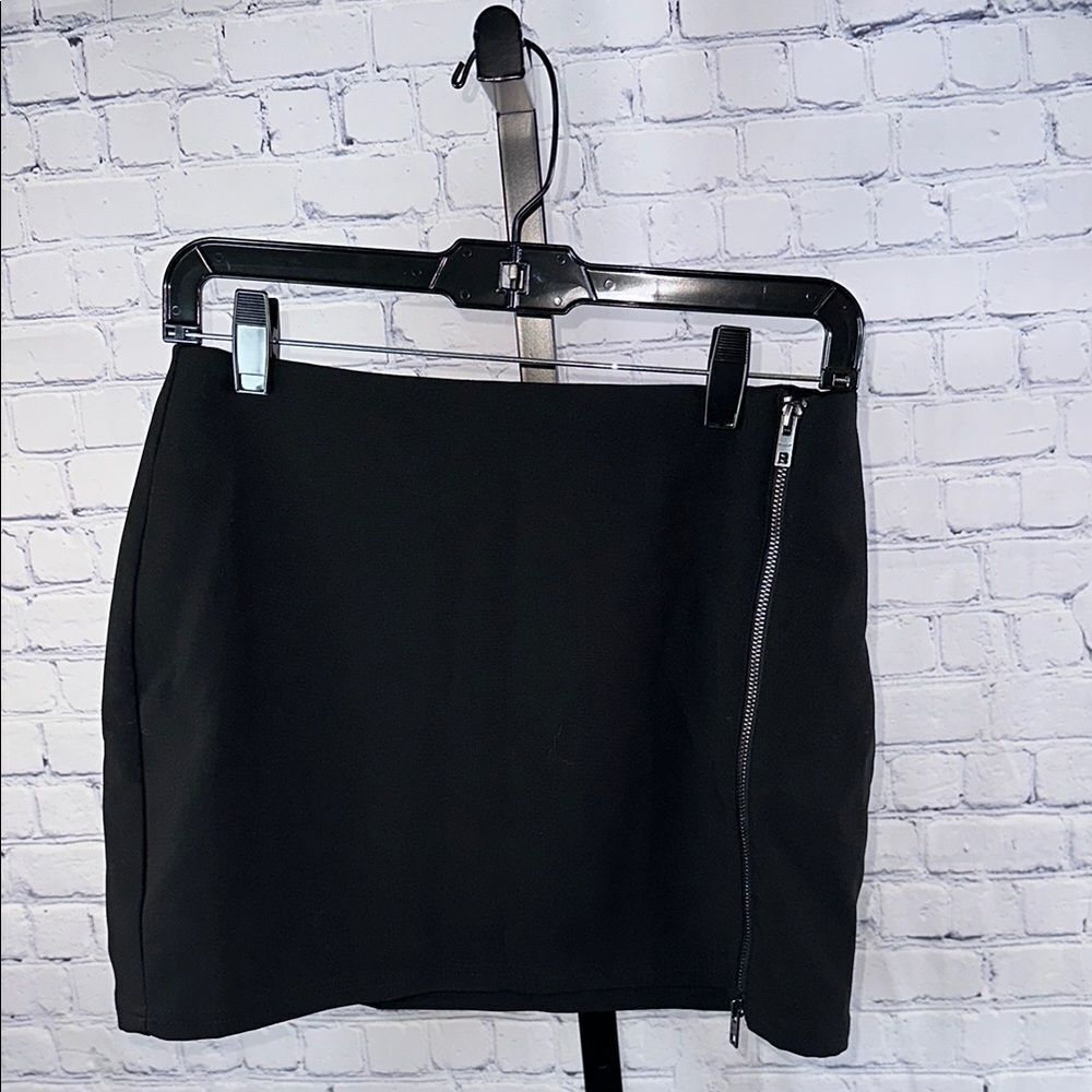 🖤 Weekday Black Mini Skirt Size Small NWT